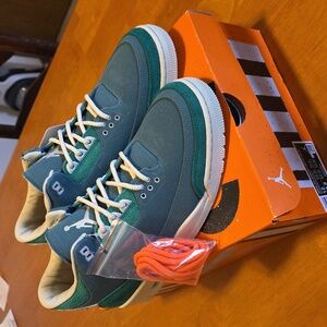 Jordan 3 Chanel Abney